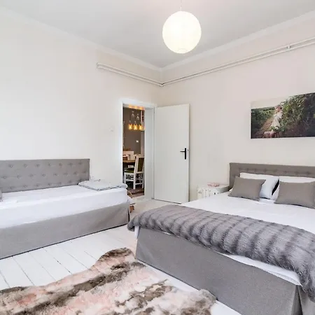 Wine House Apartment